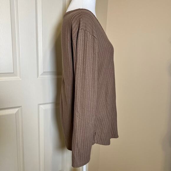 Chaser Thermal Long Sleeve Shirt Light Brown Waffle Knit Texture Size Medium EUC - Picture 3 of 7